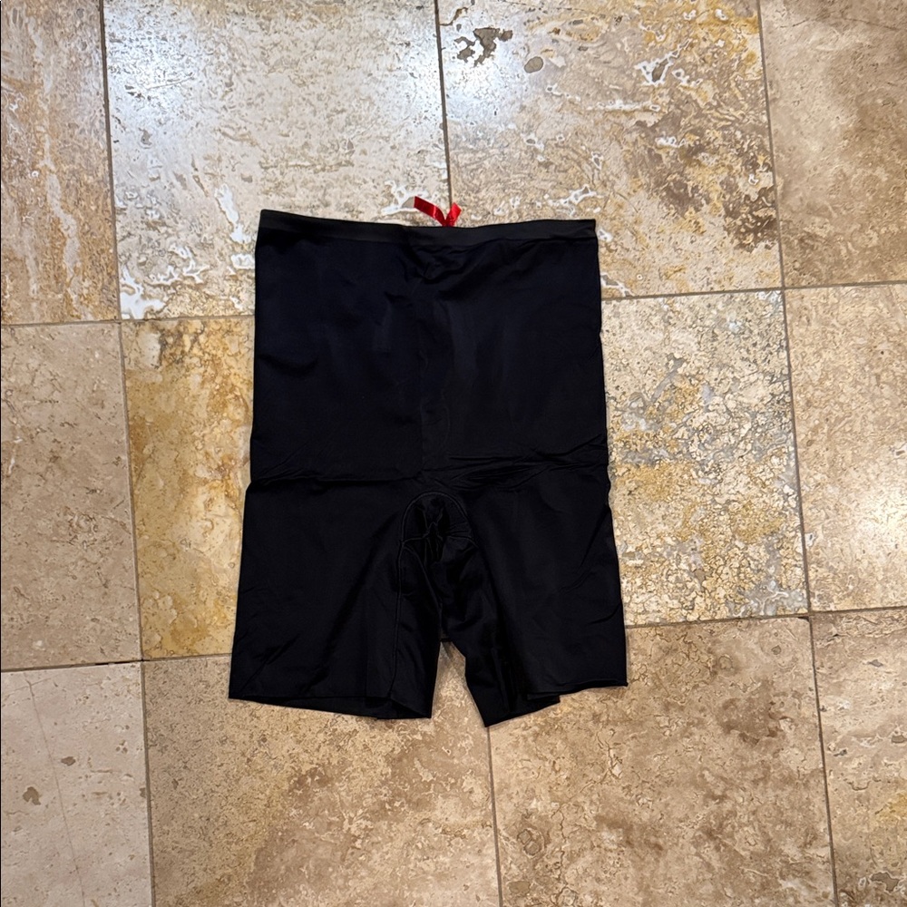 SPANX Black shapewear Shorts